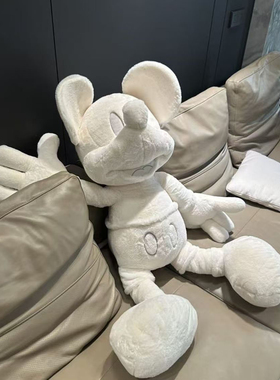 山姆同款白色黑色米奇公仔毛绒玩具抱枕玩偶可爱娃娃男生女生礼物