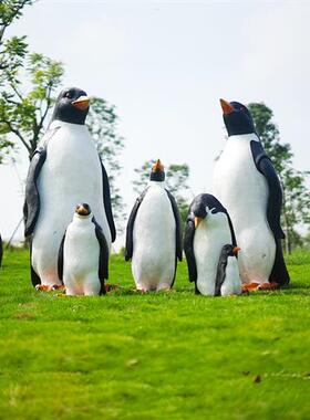 室外仿真企鹅摆件雕塑玻璃钢动物模型海洋馆道具冰雪世界主题装饰