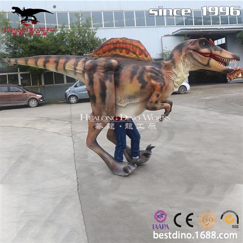 人穿恐龙皮套表演道具巡游舞台表演恐龙服装创意美陈引流新品