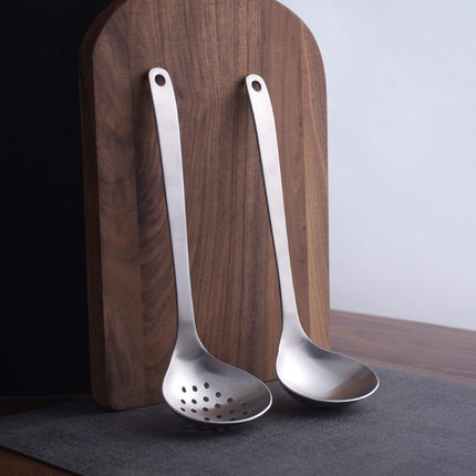 Japanese long handle hot pot slotted spoon soup shell pulled
