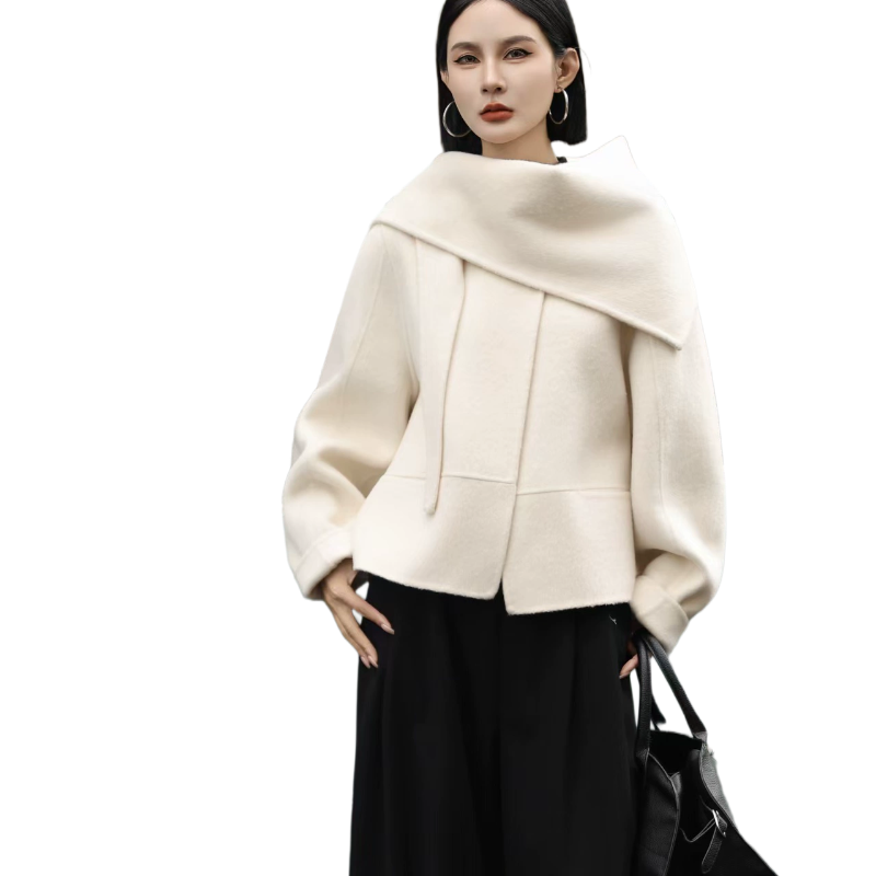 小香风流苏围脖款羊绒大衣