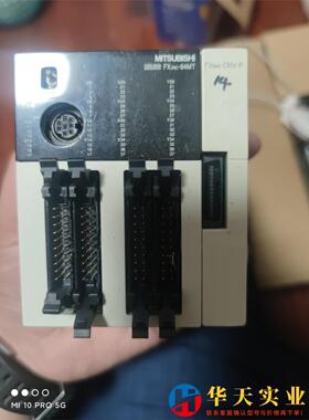 三菱PLC  FX2NC-64MT加模块FX2NC-CNV-
