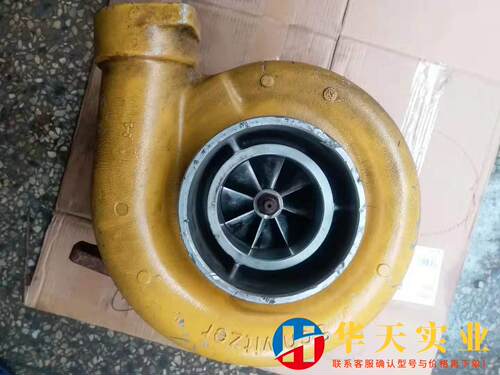 挖掘机PC1250-7-8发动机增压器6240-81-8
