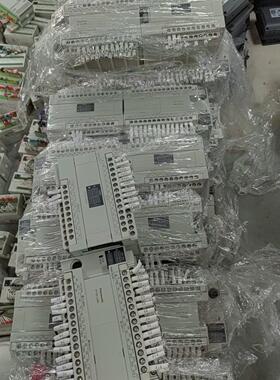 PLC加扩展AFPX0L40R-FAFPX0E40RD