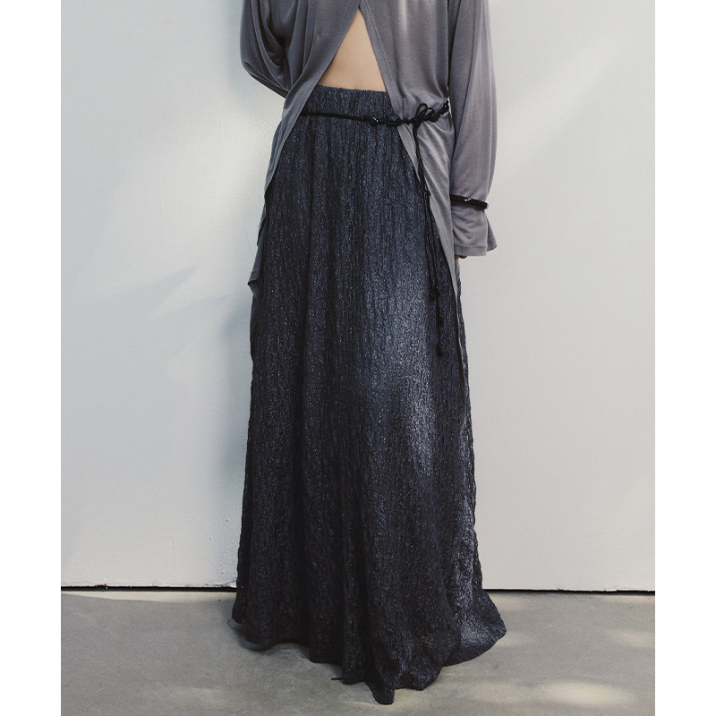 肌理透视锦纶半裙重工设计感