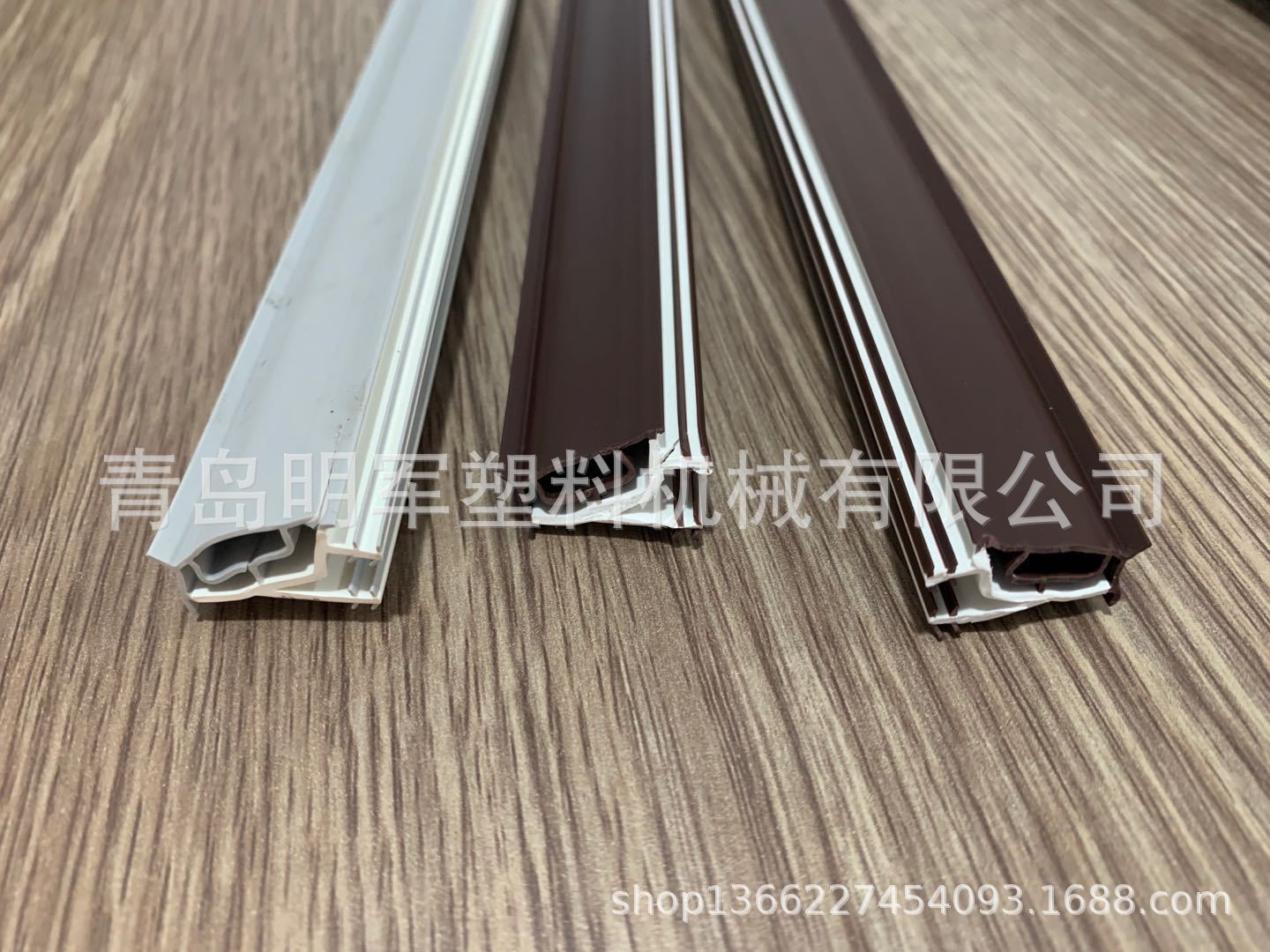 厂家供应PVC门窗型材封边条生产线 PVC软硬共挤双色密封条生产线