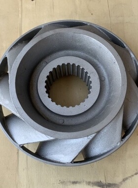 配件SD13推土机变矩器导轮10y-11-00008