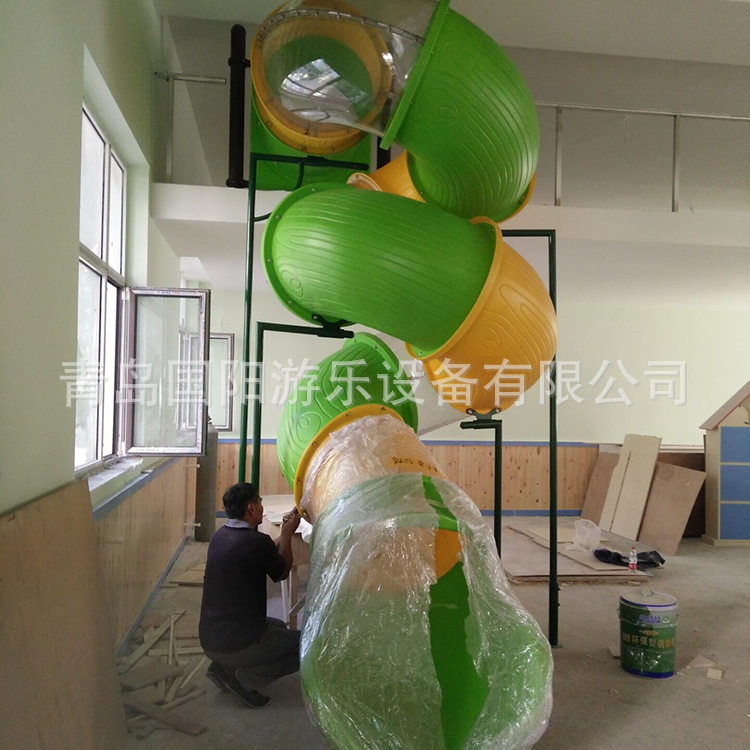 厂家 室外大型塑料组合滑梯  儿童社交幼儿园滑梯游乐设施