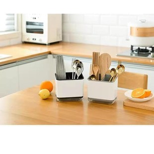 Drying rack for storing kitchen dishes