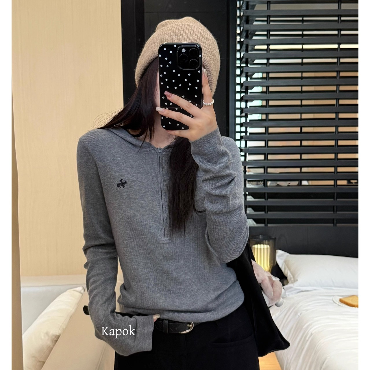 【KAPOK】2025冬季新款刺绣连帽半拉链百搭打底针织衫女25F012
