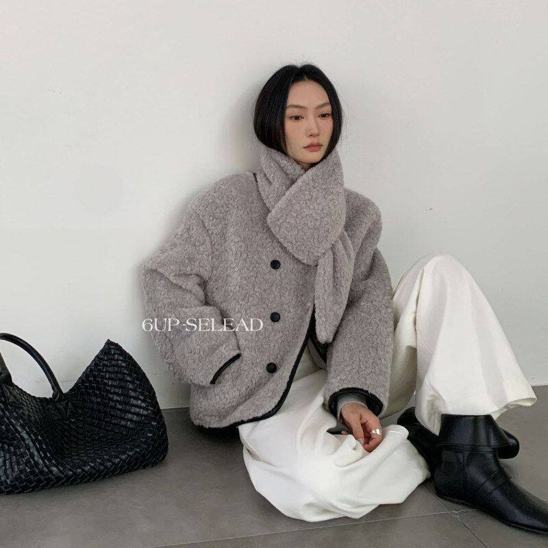 UP配围巾韩系极简皮毛一体圆领