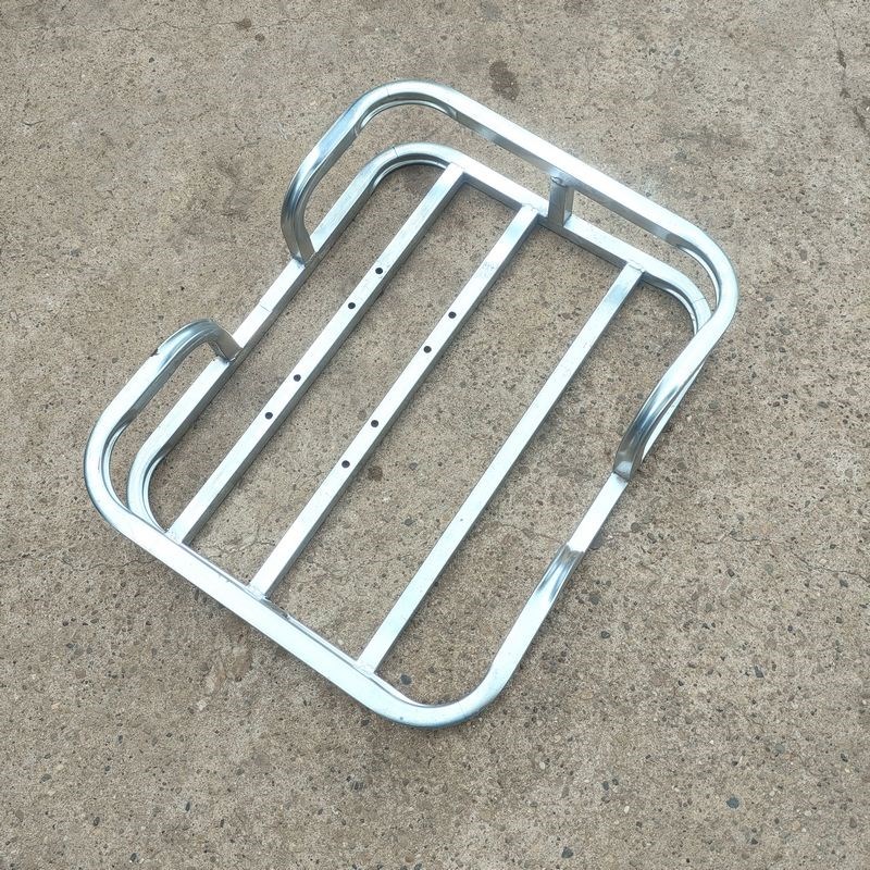 焊接定制a通用车载架加粗外卖底架护栏外卖箱固定架电动车货架托