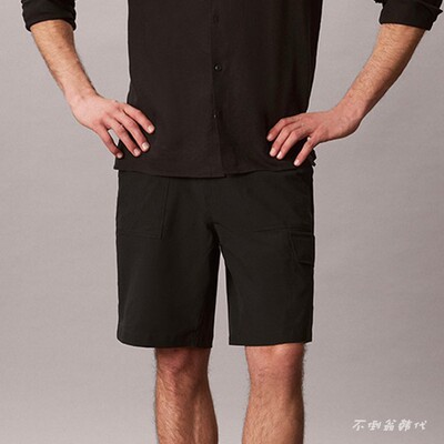 CK JEANS韩国直邮26春男时尚深色棉直筒裤短松紧休闲百搭4RG606G