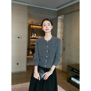 极简风羊毛开衫 高智同频 外套女通勤保暖圆领针织毛衣 Lin Maven