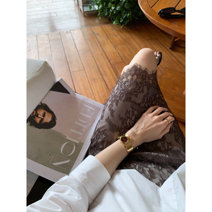 氛围感拼接网纱蕾丝半身裙女A字短款 都市女性 包臀裙 Lin Maven