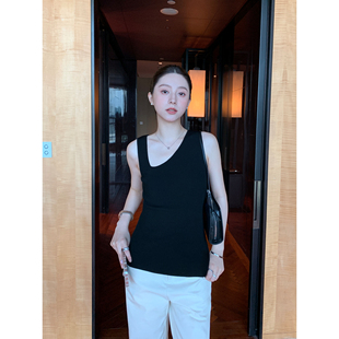 露肩无袖 高弹质感侧开叉斜领背心吊带女气质修身 上衣 Lin Maven
