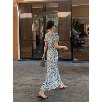 Maven Lin 暗香|雅致经典黑白碎花泡泡袖长裙女夏收腰鱼尾连衣裙