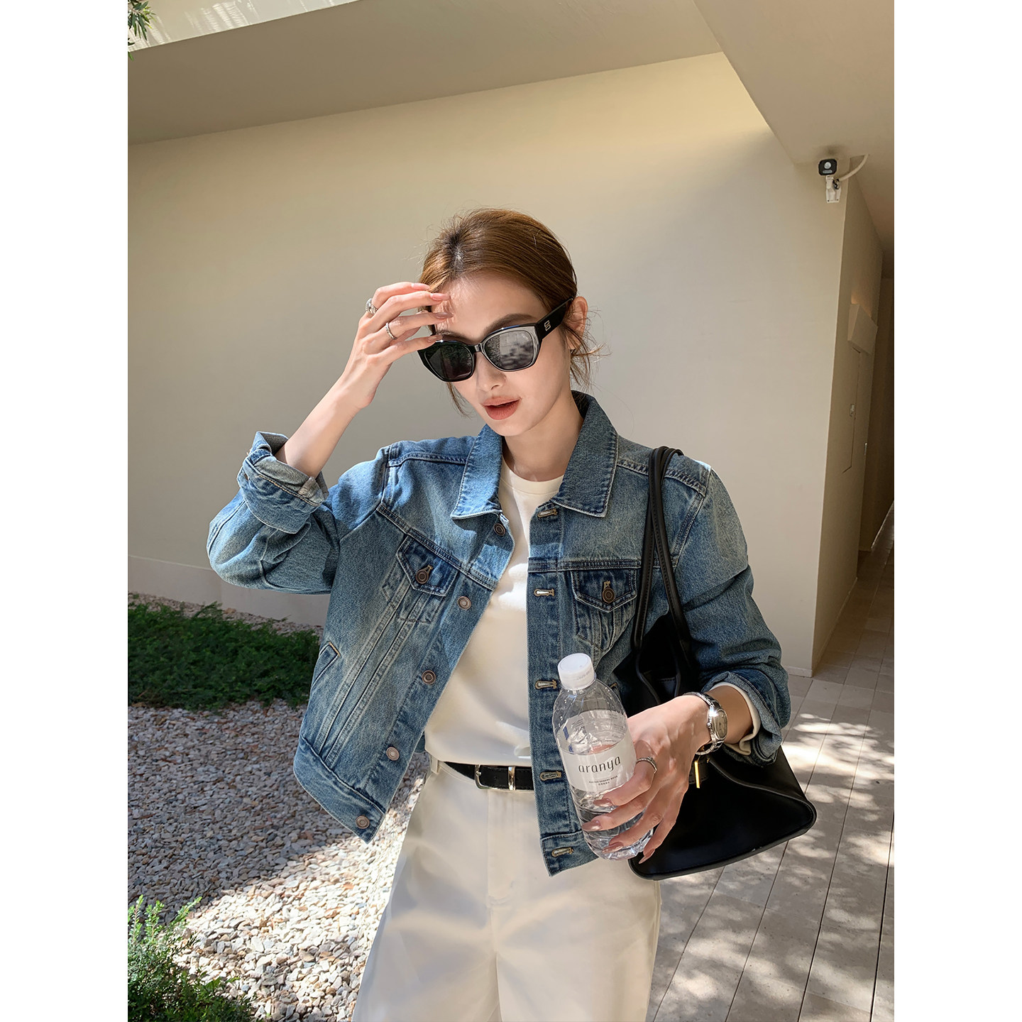 Maven Lin 型走都市 复古洗水粗斜纹牛仔外套女翻领短款夹克上衣