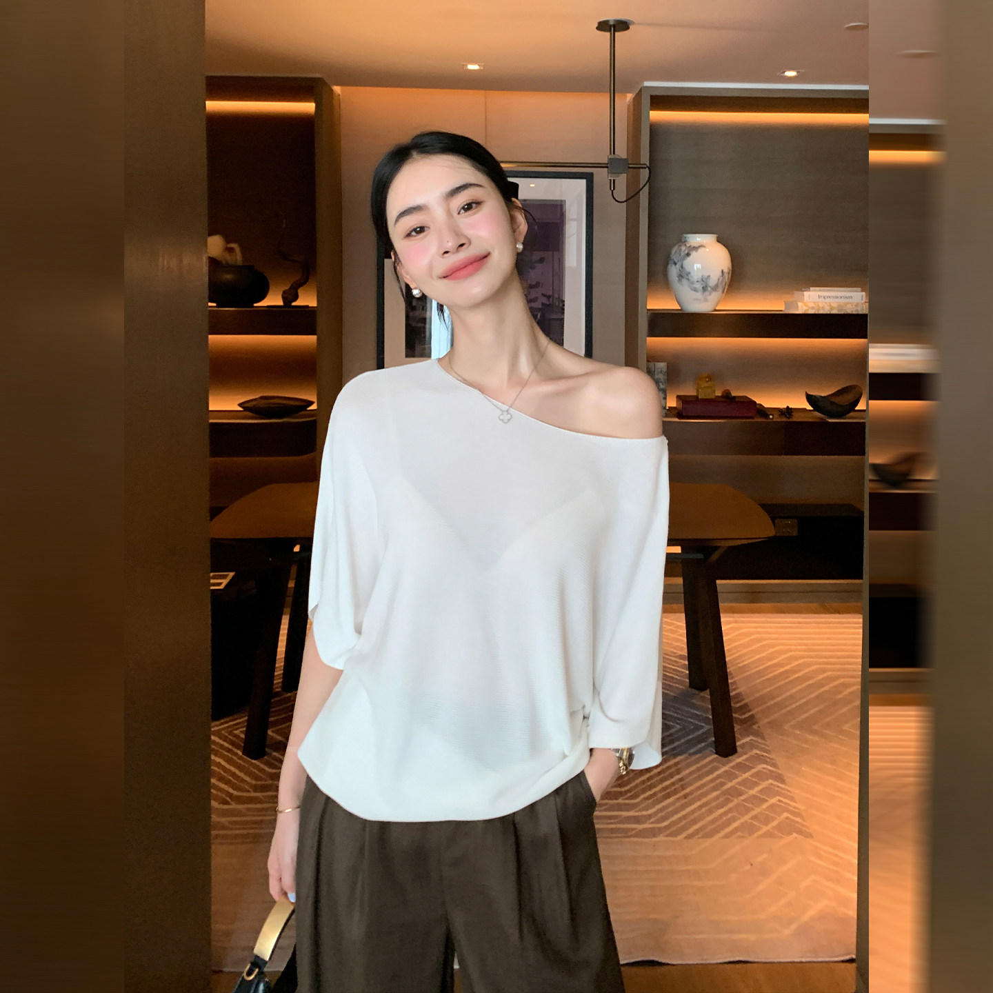 Maven Lin自在呼吸感 慵懒斜肩中袖罩衫女微透宽松莱赛尔防晒上衣