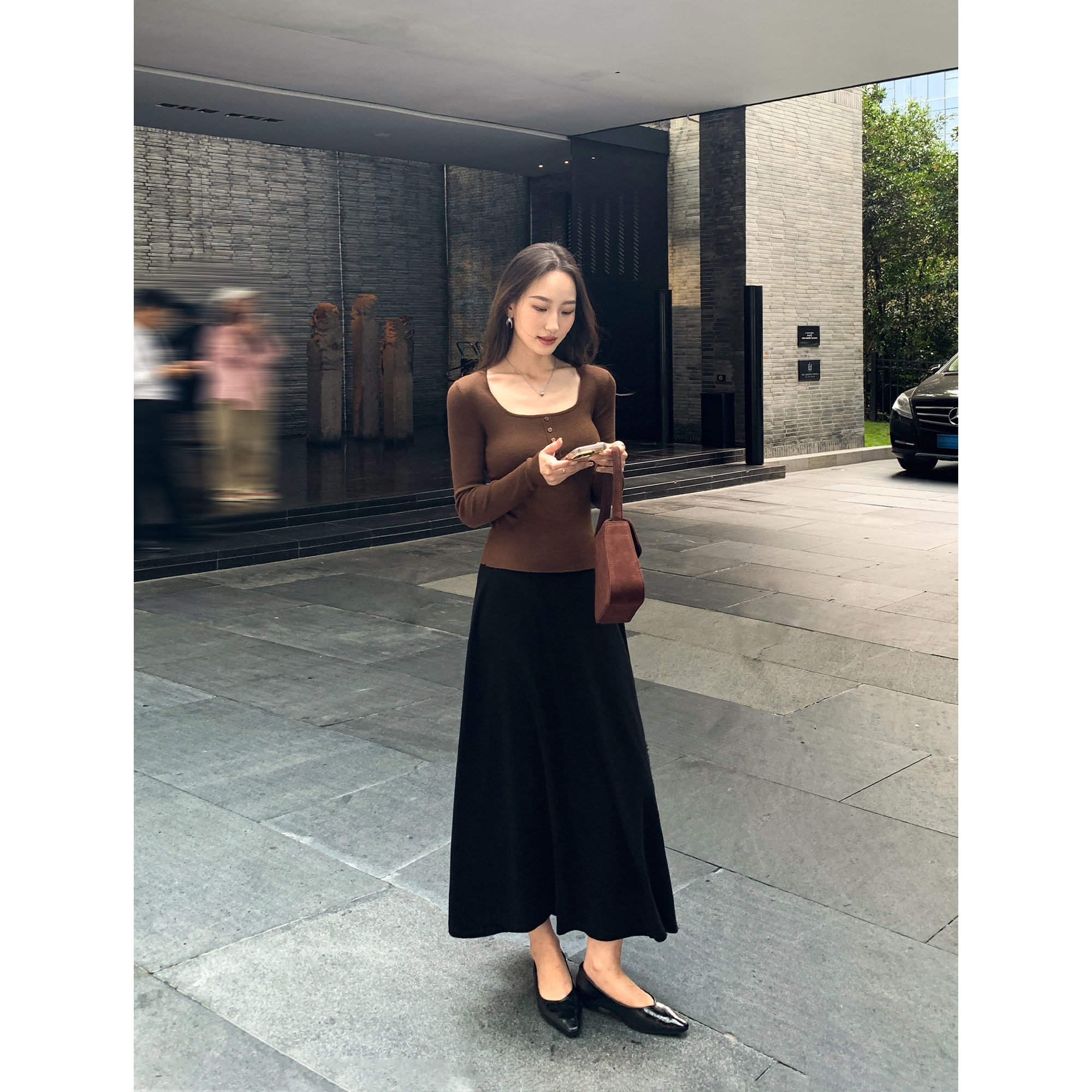 奢感新法风|气质黑色半身裙女