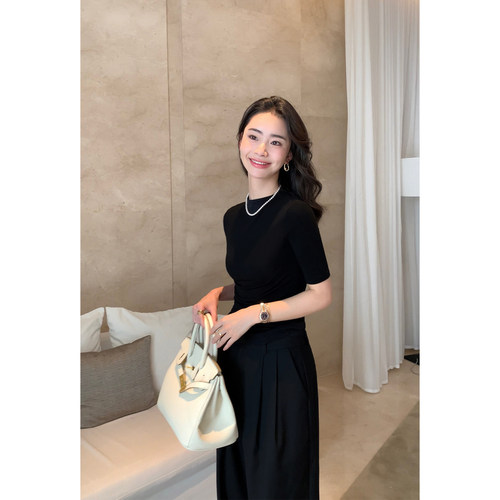 半高领t恤女修身五分袖针织上衣