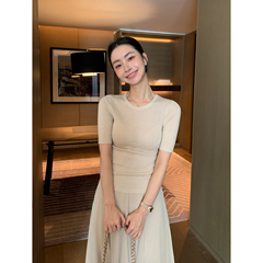 Maven Lin 极简知性 圆领中袖复古基础针织衫上衣女修身打底t恤