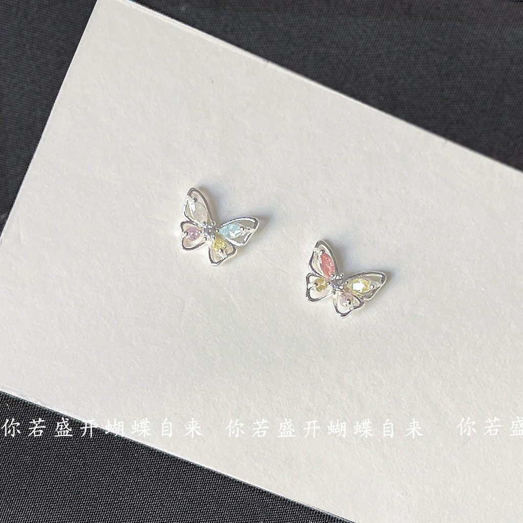 【你若盛开蝴蝶自来】~迷你版镀耳钉
