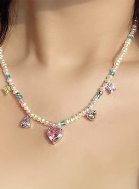 甜美粉色爱心锆石米粒珠项链
