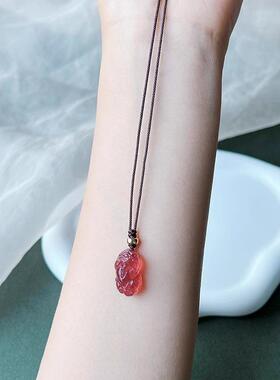 草莓晶貔貅本命年项链
