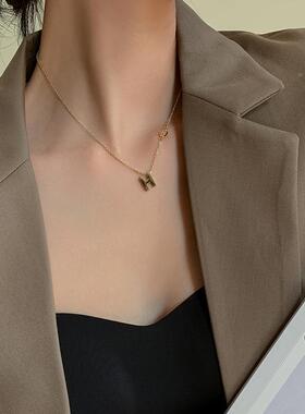 MaisonCleo字母锁骨链女冷淡风