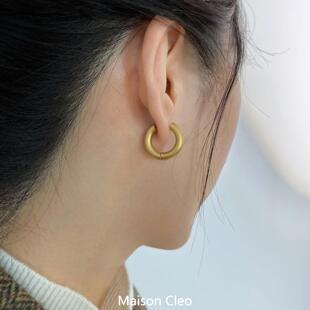 MaisonCleo「温柔雅意」港风复古哑光金色耳环高级感百搭时髦耳饰