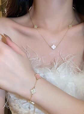 MaisonCleo粉色四叶五花毛衣链