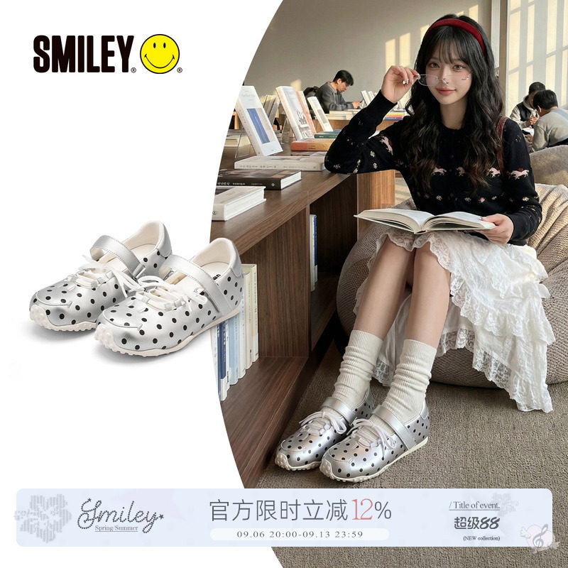 SMILEY笑脸银色波点蝴蝶结玛丽珍图片