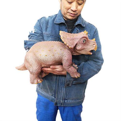 仿真恐龙手偶硅胶三角龙手偶模型玩具商场活动表演互动氛围道具