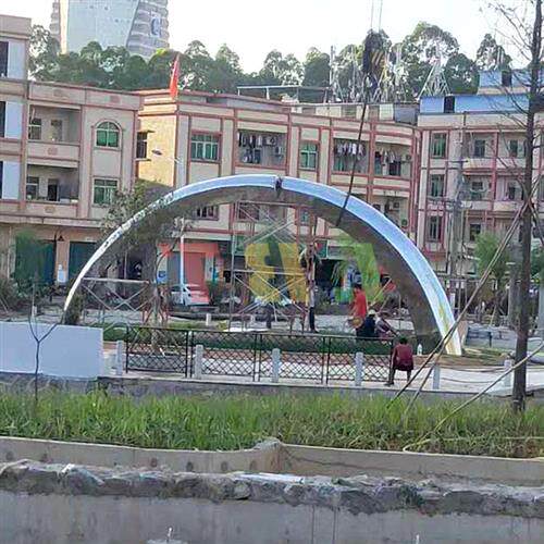 不锈钢拱门雕塑可发光小区城市广场中心室外大型摆件制作