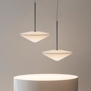 北欧后现代吧台咖啡厅简约飞碟高级感卧室床头玻璃水滴餐厅吊灯