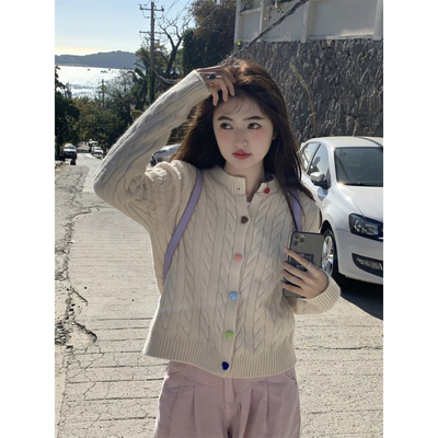 范雯雯普利亚初恋麻花针织开衫女冬粉色甜美小个子短款内搭毛衣