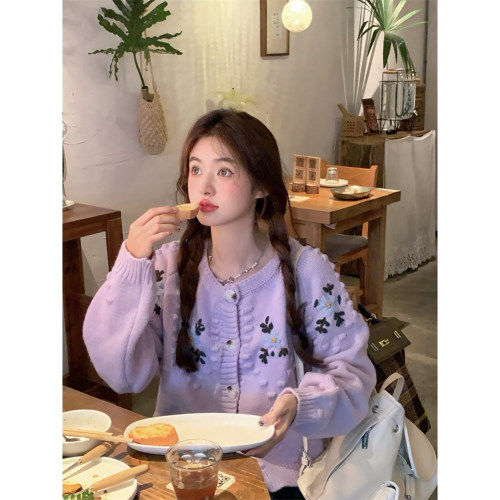 芋泥舒芙蕾花朵刺绣温柔毛衣女