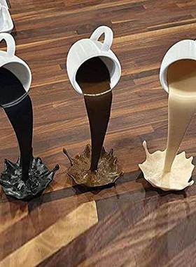 极速Flobating Spilling Coffee Cup Sculpture Kitchen Decorati