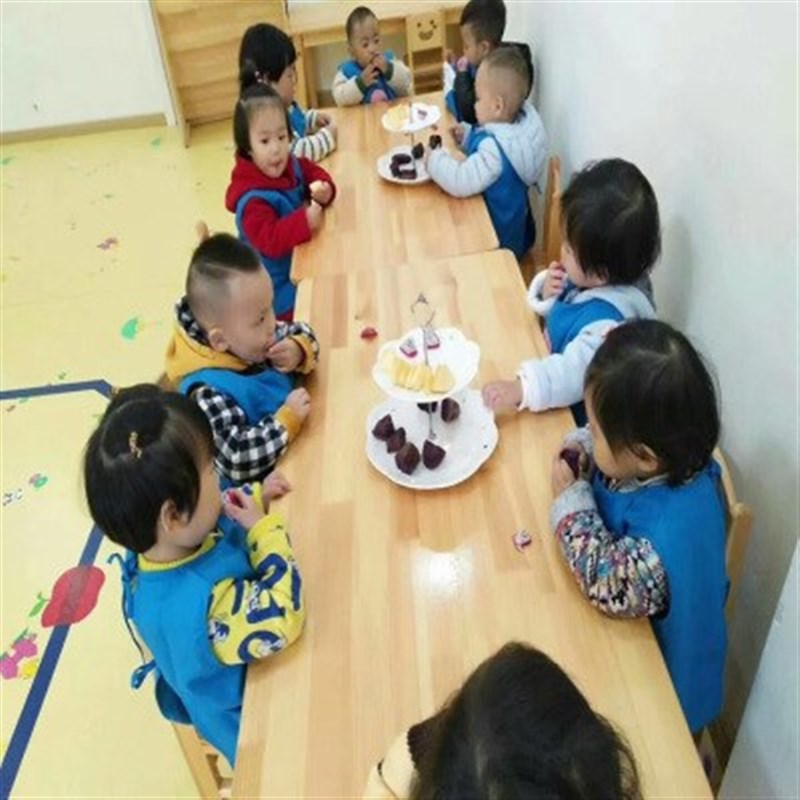 幼儿园实木课桌椅简约早教套装儿童画画桌原木环保3-6岁写字台