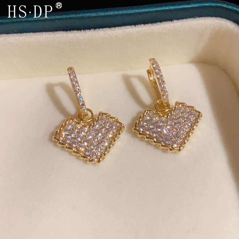 Exquisite Full Diamond Two-Wear Love Ear Buckle Instagram St
