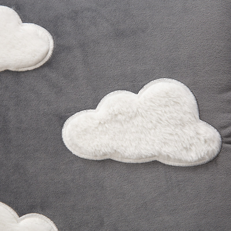 意大利绒贴布绣抱枕被子两用靠垫办公室午休小被子车上沙发靠枕被,居家布艺,抱枕被,淘宝优惠券,粉丝福利购,淘宝优惠卷