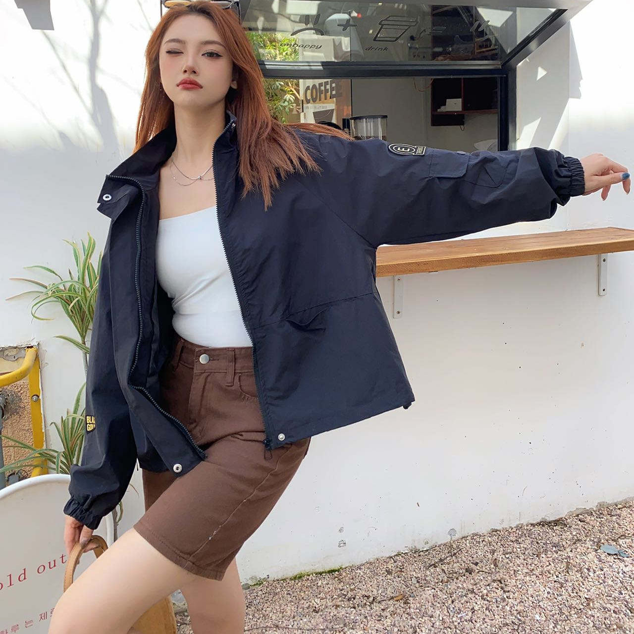 连帽抽绳短款冲锋衣外套女春夏薄款设计感小个子宽松百搭户外上衣