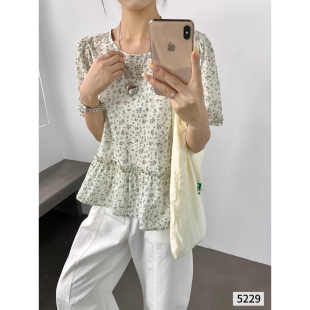 内搭 泡泡袖 纯棉碎花宽松短袖 女木耳边花边下摆设计感显瘦T恤时尚