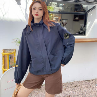 韩系连帽撞色短款 宽松外穿设计感抽绳冲锋衣潮 外套女2025秋冬新款