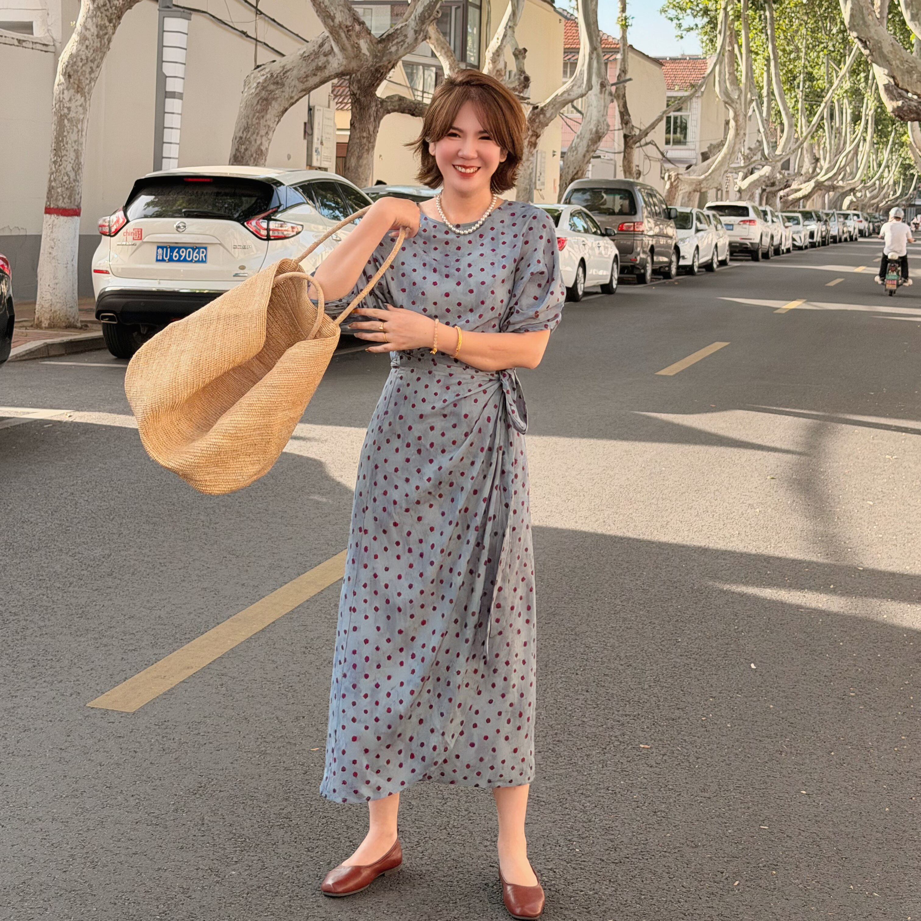 木子静休闲气质大女主绵绸连衣裙女胖mm宽松撞色设计感人造棉睡裙