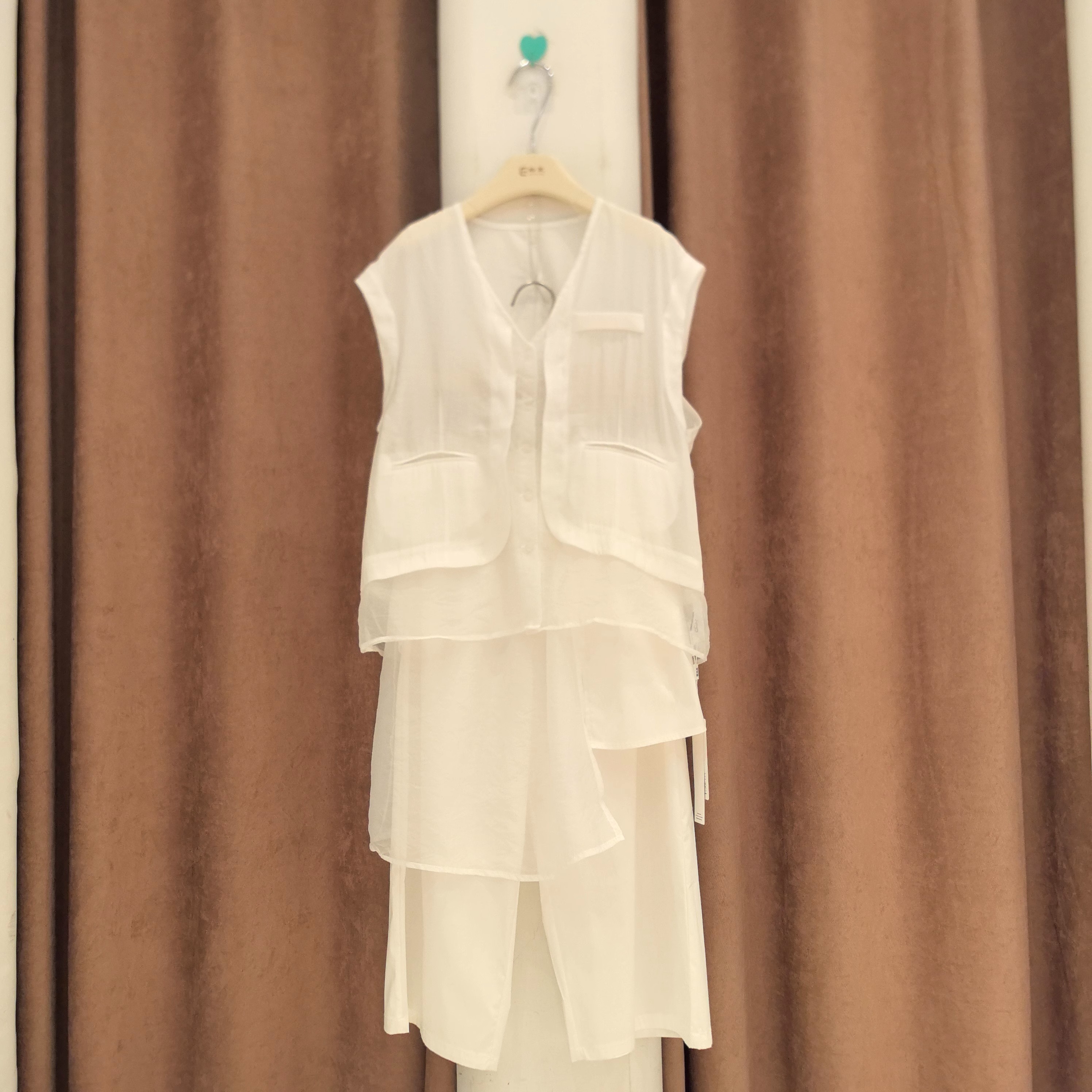 亚麻设计感宽松吊带背心女内搭薄