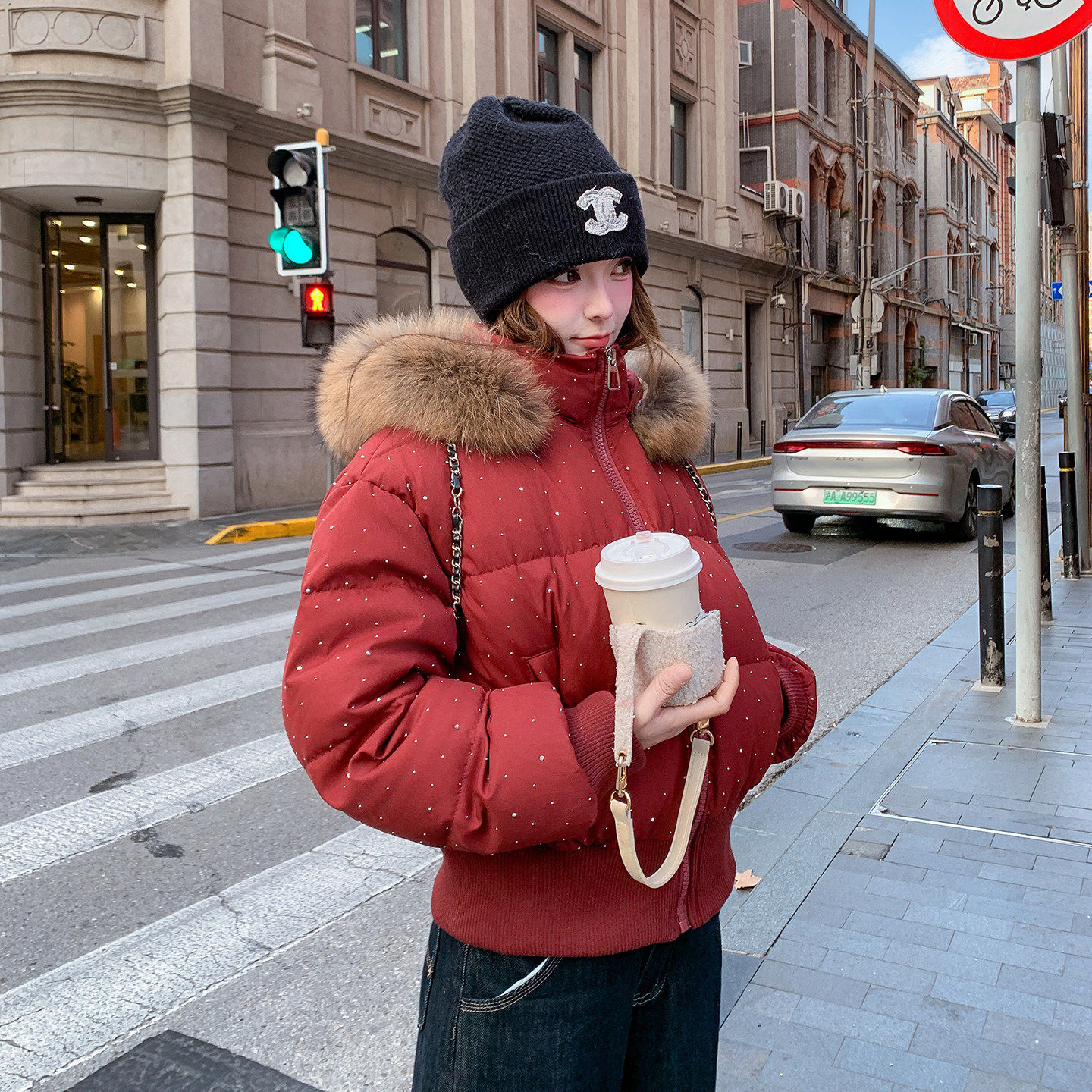 貉子毛大毛领连帽烫钻羽绒服女短款2025冬保暖高级感气质显瘦外套,女装/女士精品,羽绒服,淘宝优惠券,粉丝福利购,淘宝优惠卷
