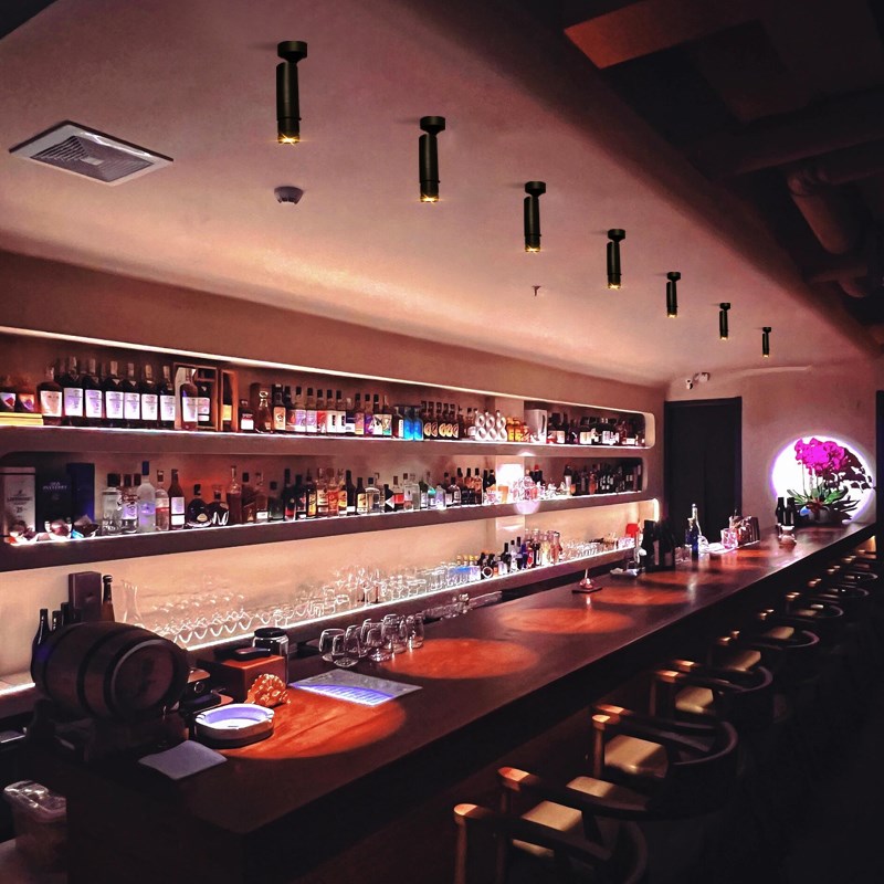 一束聚光射灯小舞台氛围灯酒吧KTV束光灯超强聚光灯ledZ轨道灯明