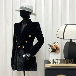 品诺狐2025冬季新品加厚夹棉保暖金丝绒黑色短款小西服西装外套女